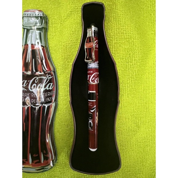 Vintage 1996 Coca-Cola Ceramic Roller Ball Pen in Collector‎ Tin - Picture 2 of 3